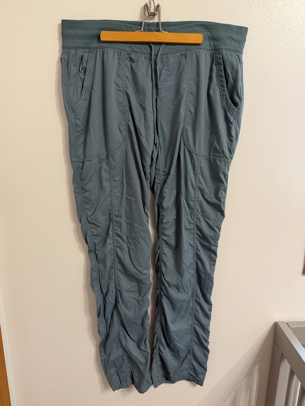 North Face Women's Goblin Blue Aphrodite 2.0 Pant